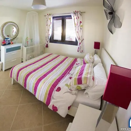 Immaculate 3-bed In Playa Blanca Bv18 וילה פלאיה בלנקה
